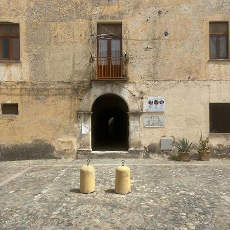 Al Castello Apartment فيومفريدو بروزيو المظهر الخارجي الصورة