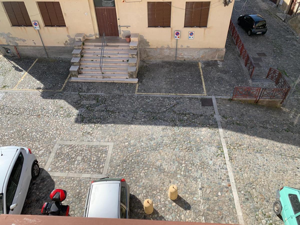 Al Castello Apartment فيومفريدو بروزيو المظهر الخارجي الصورة