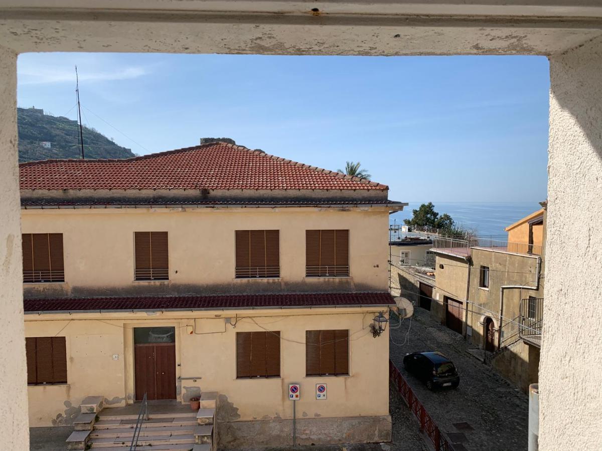 Al Castello Apartment فيومفريدو بروزيو المظهر الخارجي الصورة