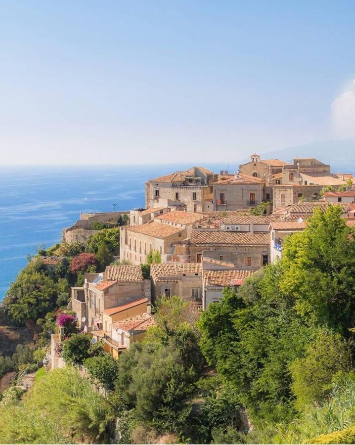 Al Castello Apartment فيومفريدو بروزيو المظهر الخارجي الصورة