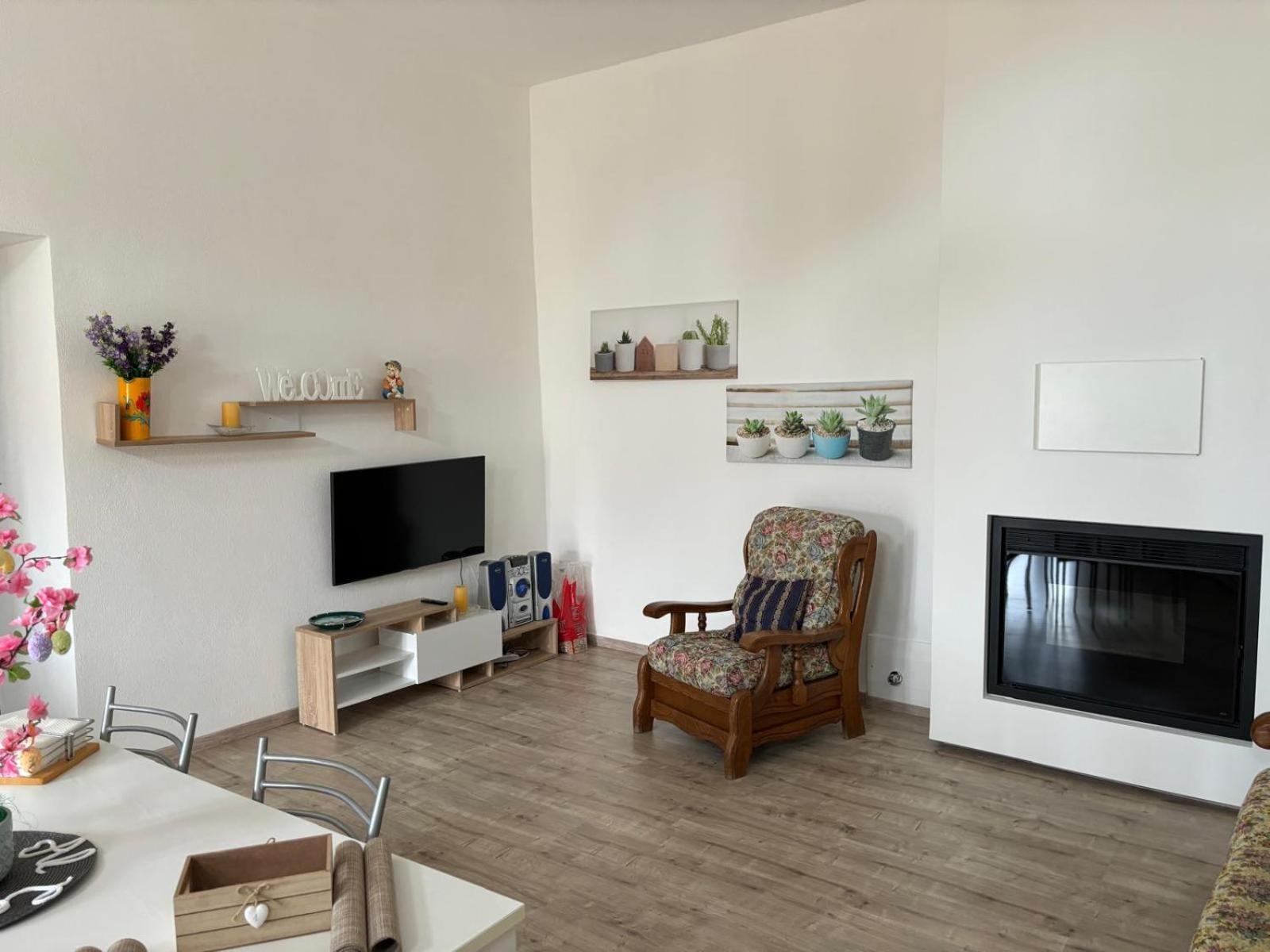 Al Castello Apartment فيومفريدو بروزيو المظهر الخارجي الصورة